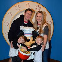 Holly Graves Photo 8