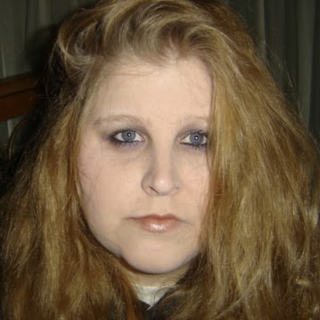 Amanda Downing Photo 22
