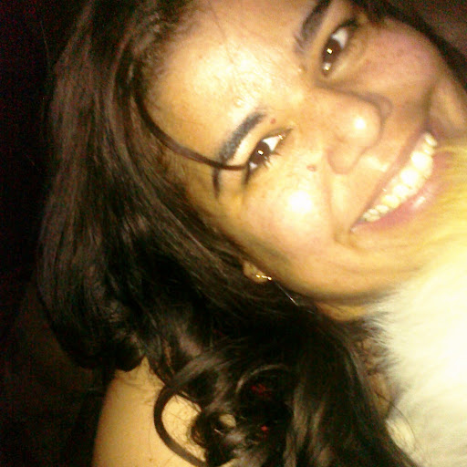 Julie Gonzalez Photo 29