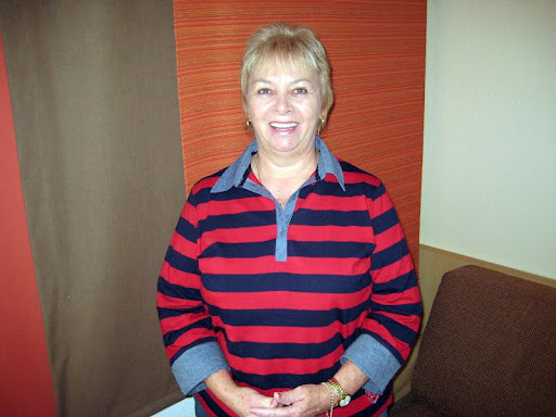 Carolyn Ryan Photo 21