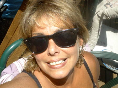 Melissa Robbins Photo 29
