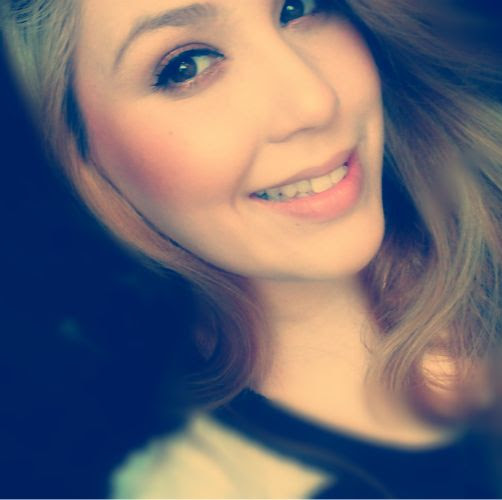 Michelle Fielder Photo 5