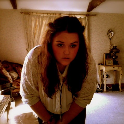 Alice Holmes Photo 19