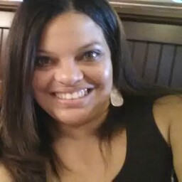 Stephanie Locklear Photo 6