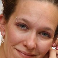 Traci Hartmann Photo 6