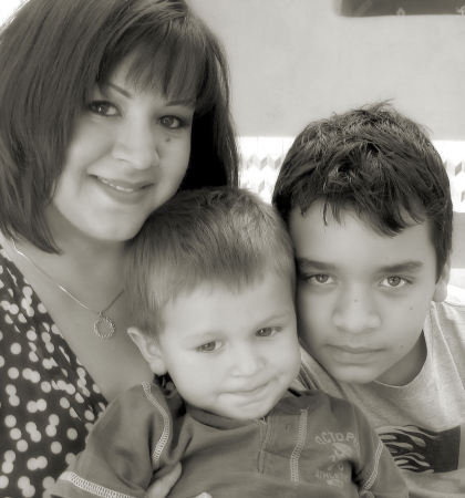 Stephanie Tapia Photo 28