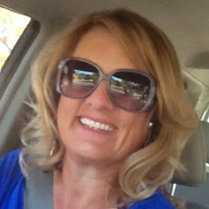 Julia Bowen Photo 21