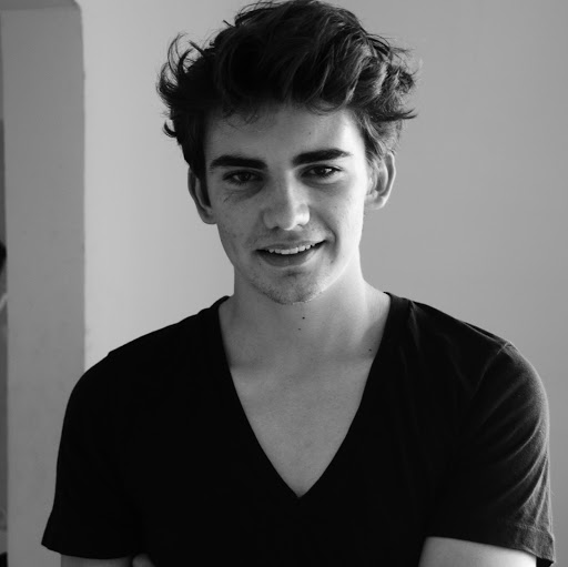 Sam Everett Photo 7