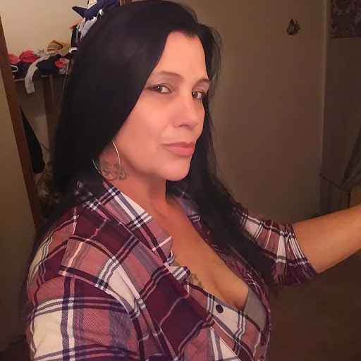 Anita Beverly Photo 15