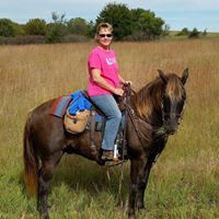 Kris Elliott Photo 37