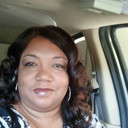 Cynthia Holmes Photo 21