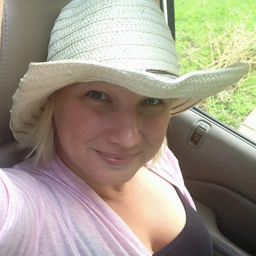 Tracy Lucas Photo 12