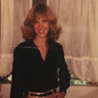 Patricia Reynolds Photo 29