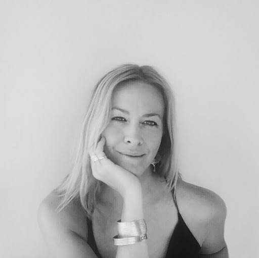 Kate Webber Photo 22