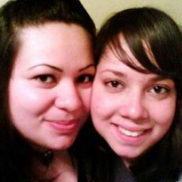 Elizabeth Zepeda Photo 33