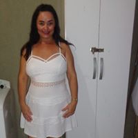 Julie Nader Photo 14