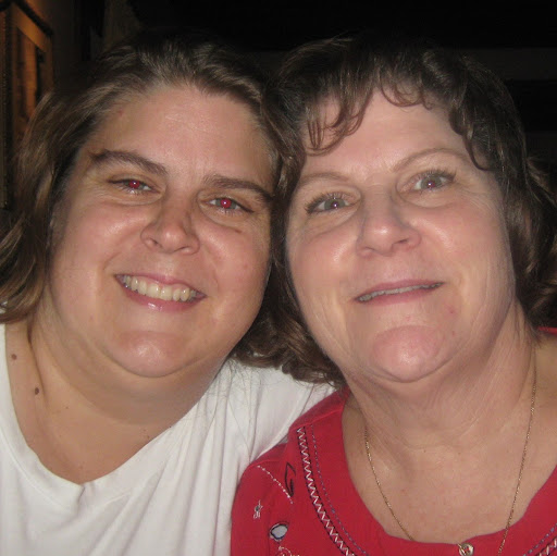 Jennifer Leigh Photo 15