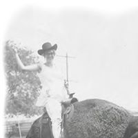 Catherine Fischer Photo 31