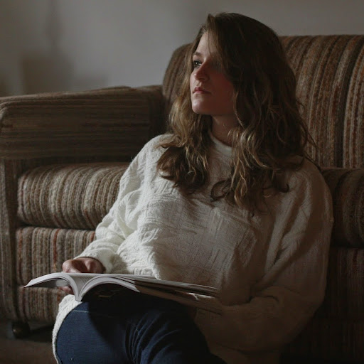 Elizabeth Wallace Photo 45