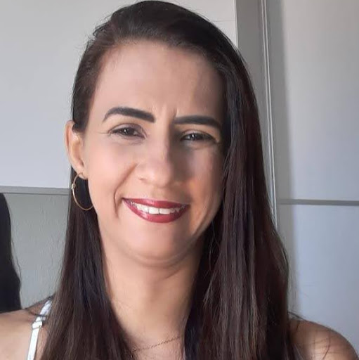 Michelle Lago Photo 18