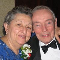 Lisa Schmitt Photo 33