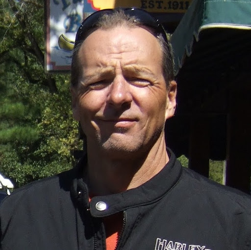 Bruce Ellis Photo 40