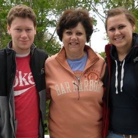 Rachel Blevins Photo 7