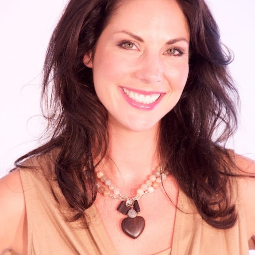 Angela Case Photo 18
