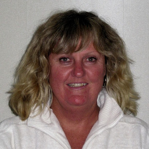 Julie Wilcox Photo 10
