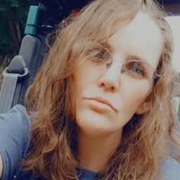 Jennifer Stokes Photo 15