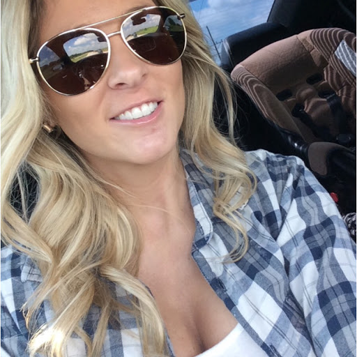 Danielle Gregory Photo 18