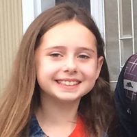 Elizabeth Molloy Photo 18