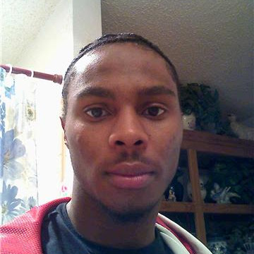 Julian Watson Photo 38