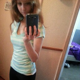 Kristen Hacker Photo 8