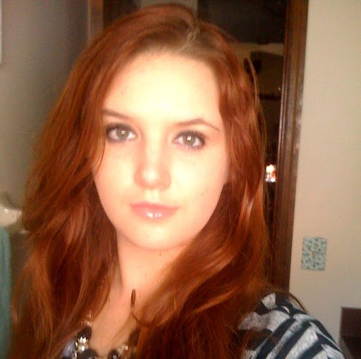 Samantha Lee Photo 25