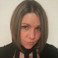 Laura Cornelius Photo 17