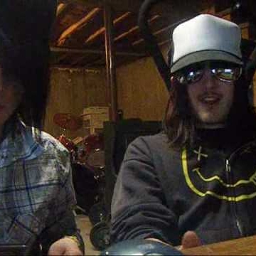 Danny Matthews Photo 40