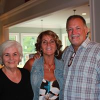 Julie Mclellan Photo 8