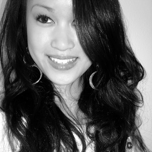 Elizabeth Tang Photo 22