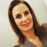 Lynda Rasmussen Photo 8