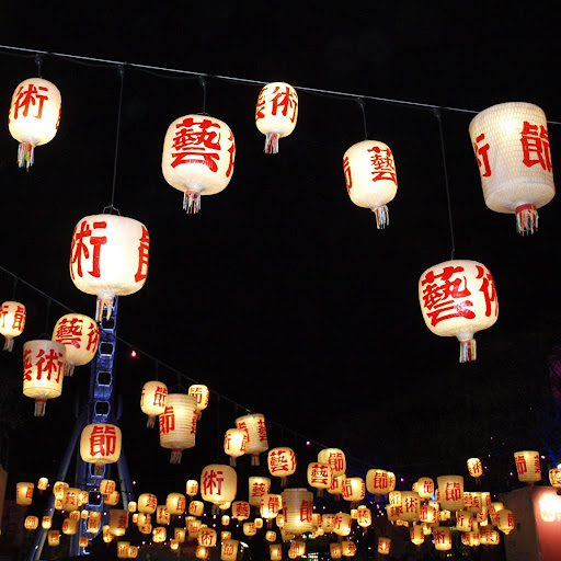 Debra Black Photo 30