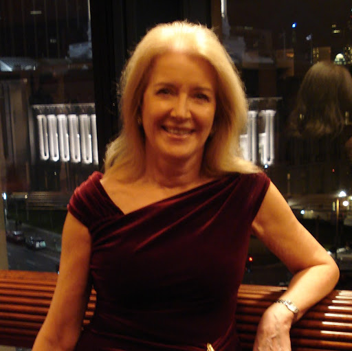 Maria Devine Photo 13