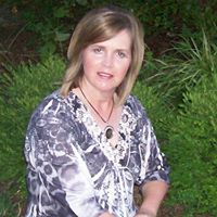 Charlotte Foster Photo 20