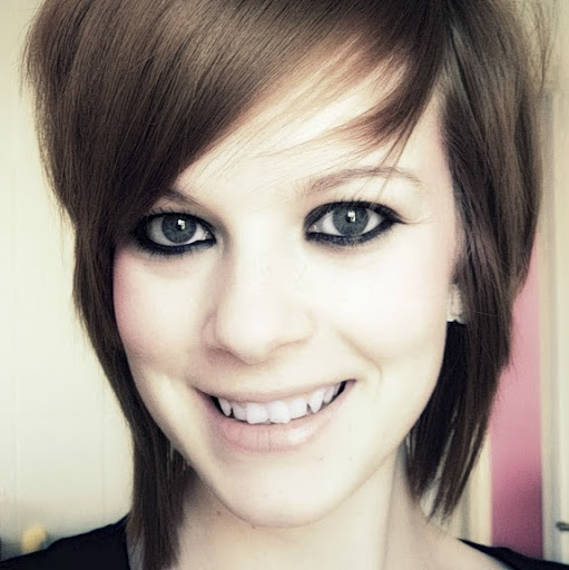 Amy Wainwright Photo 8