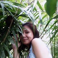 Christine Robles Photo 21