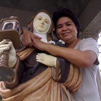 Betty Flores Photo 14