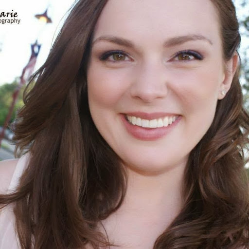 Sarah Duncan Photo 36