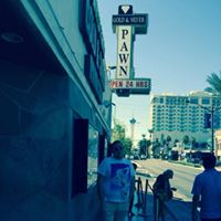 Joseph Quinn Photo 41