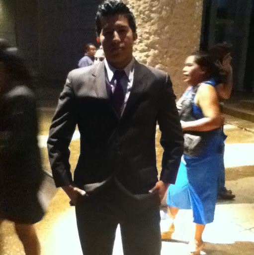 Alan Martinez Photo 35
