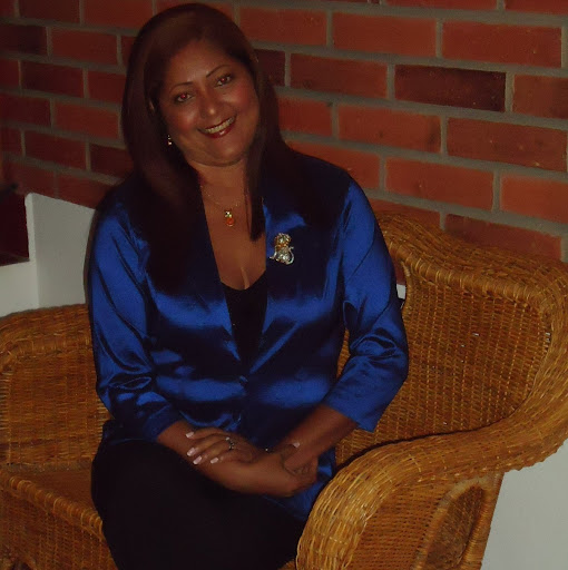 Janet Ramirez Photo 1